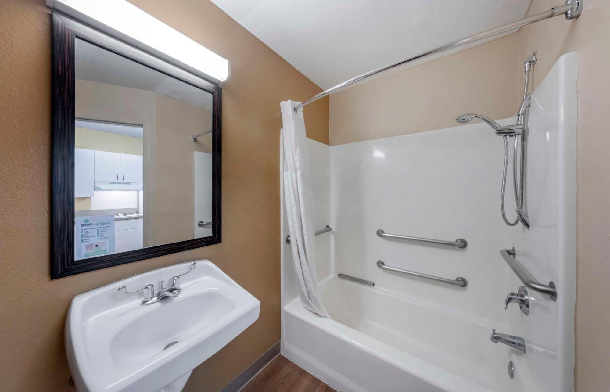 Extended Stay America Suites - Orange County - Katella Ave Exteriér fotografie