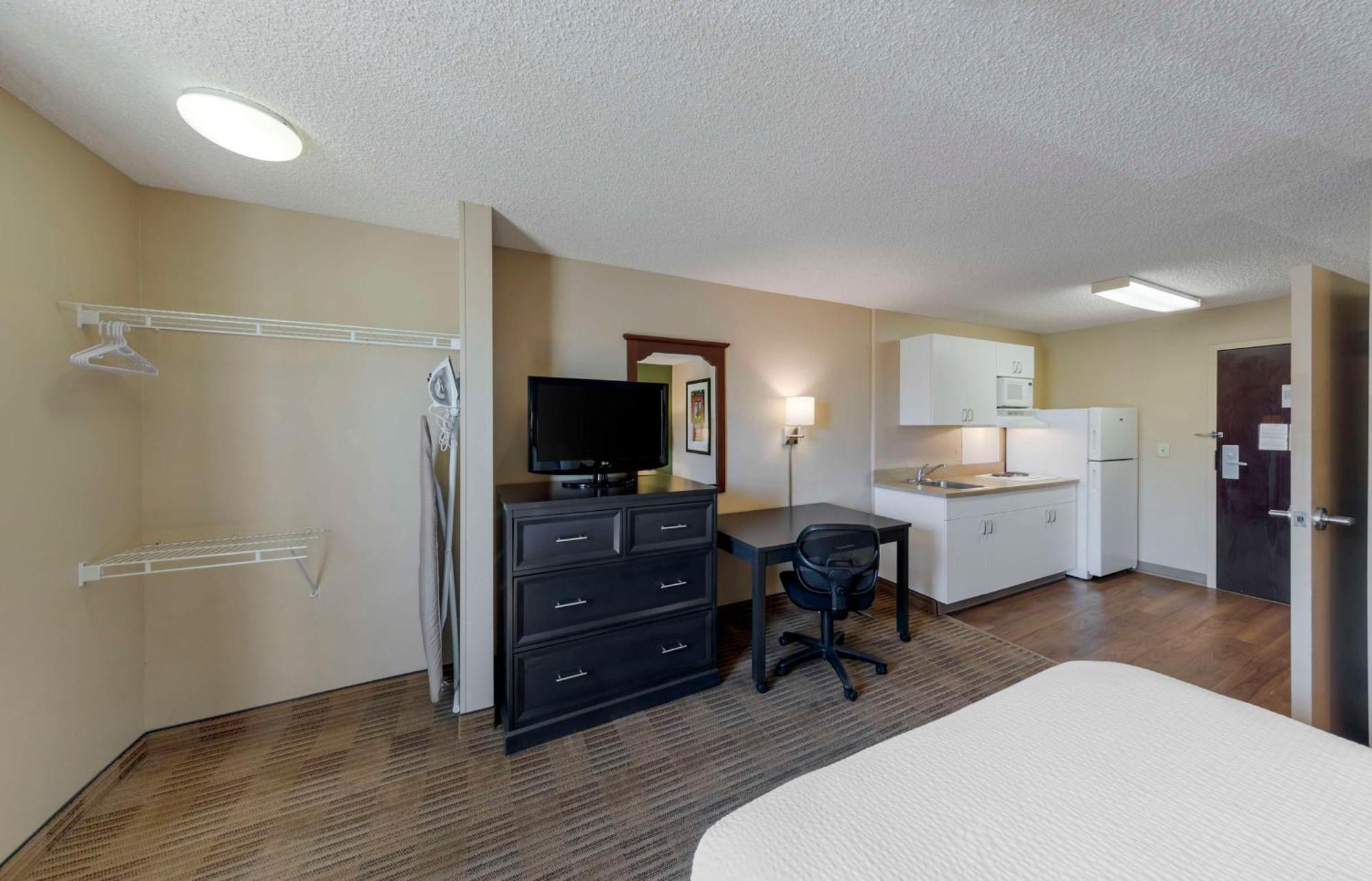 Extended Stay America Suites - Orange County - Katella Ave Exteriér fotografie