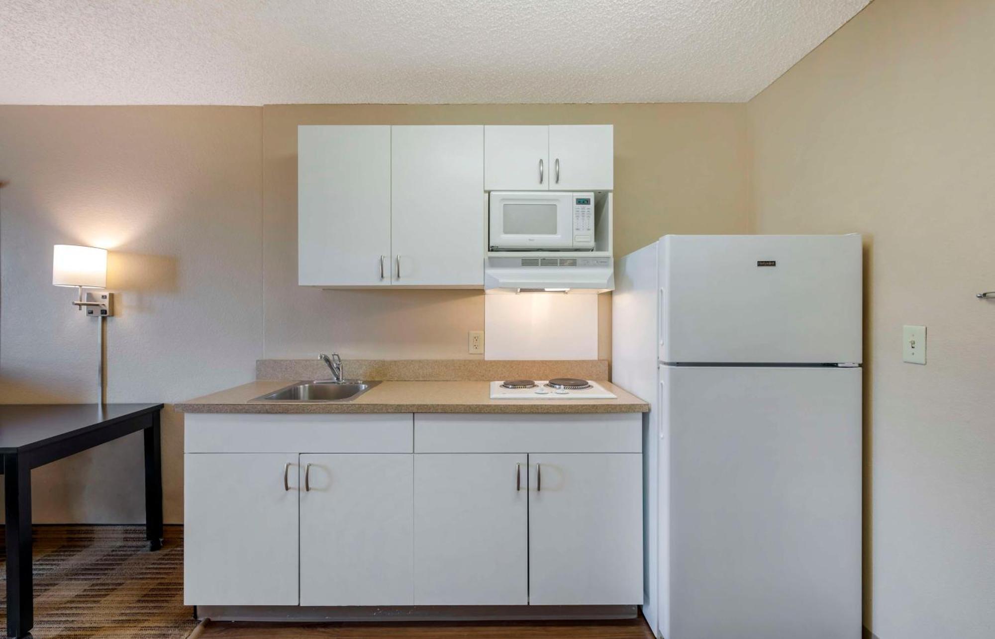 Extended Stay America Suites - Orange County - Katella Ave Exteriér fotografie