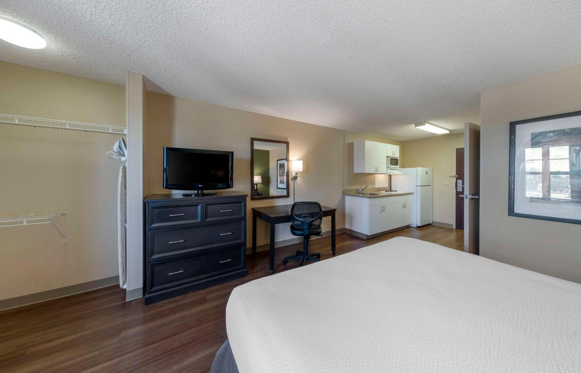 Extended Stay America Suites - Orange County - Katella Ave Exteriér fotografie