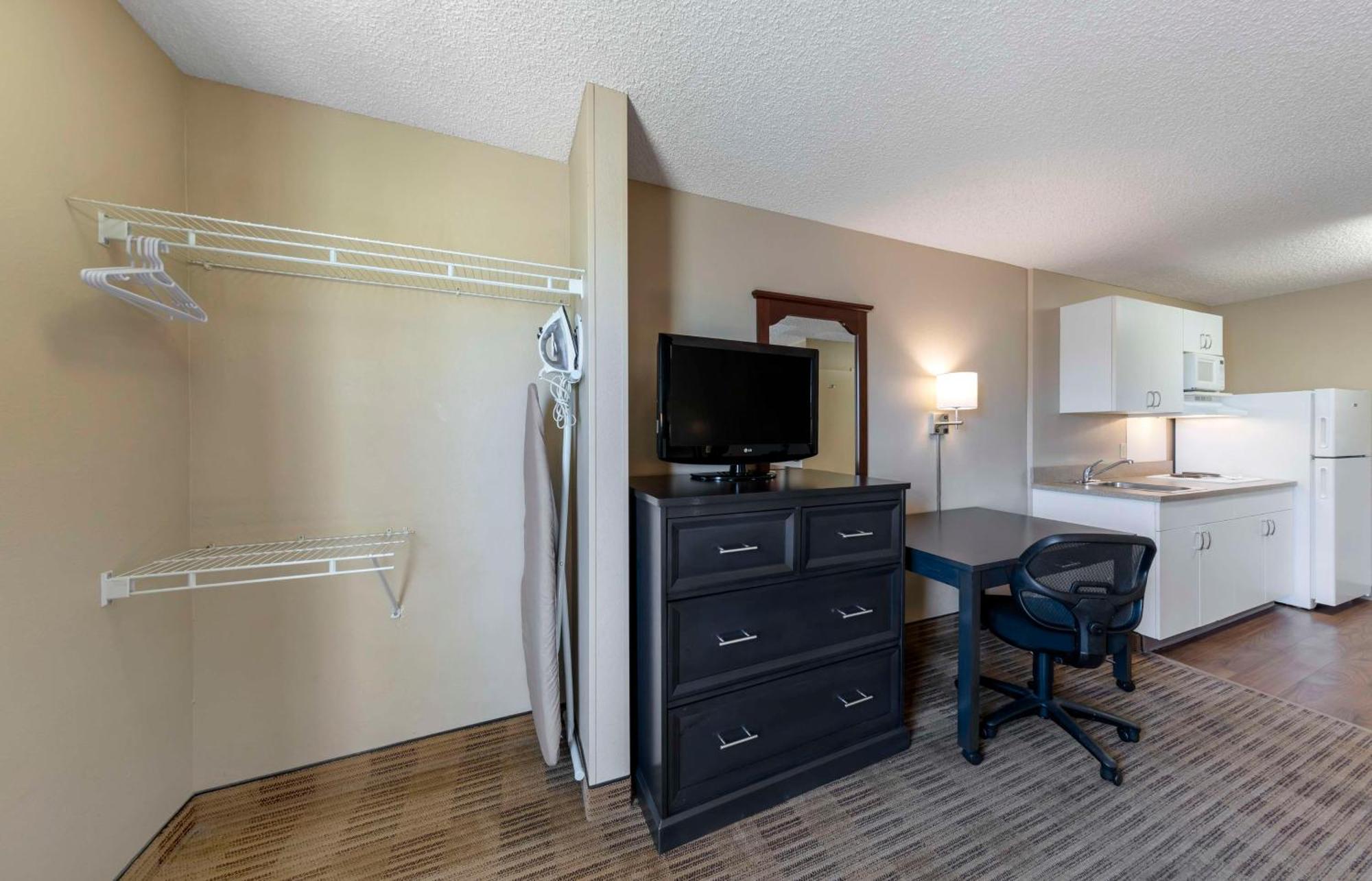 Extended Stay America Suites - Orange County - Katella Ave Exteriér fotografie